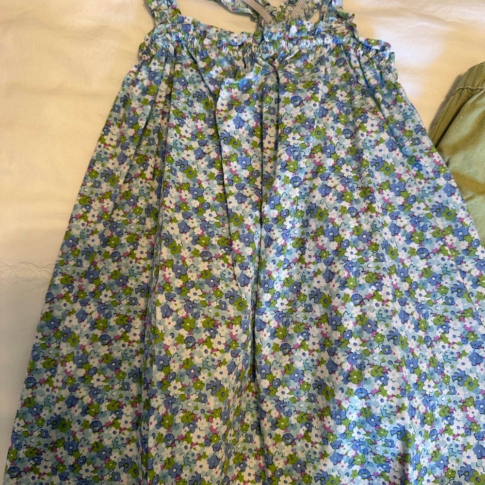 Adorable set shorts and top.  Size 8